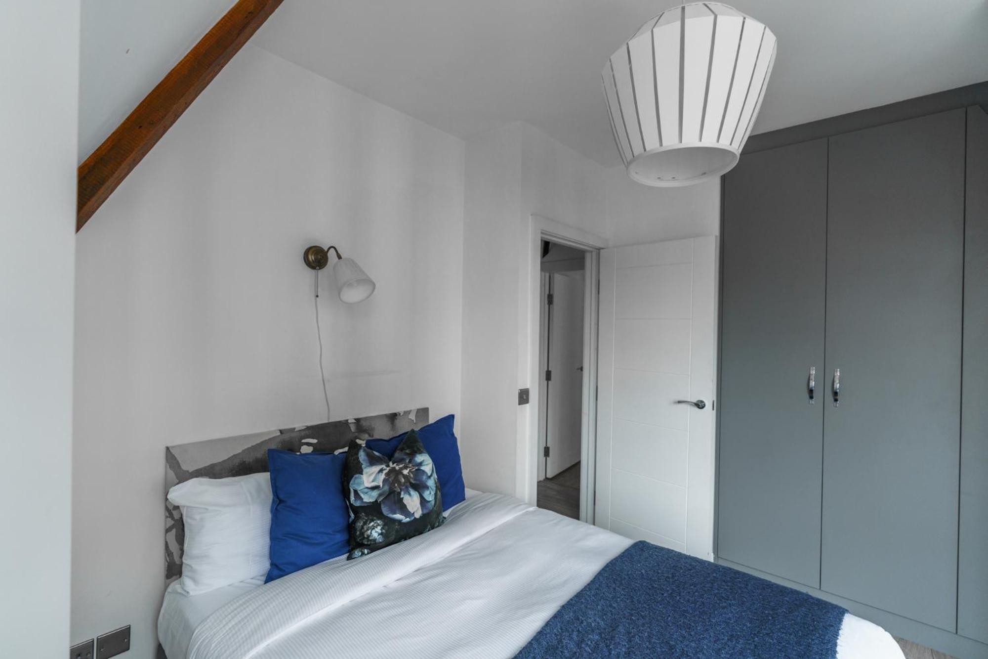 The Apartments Kensington High Street London Exteriör bild